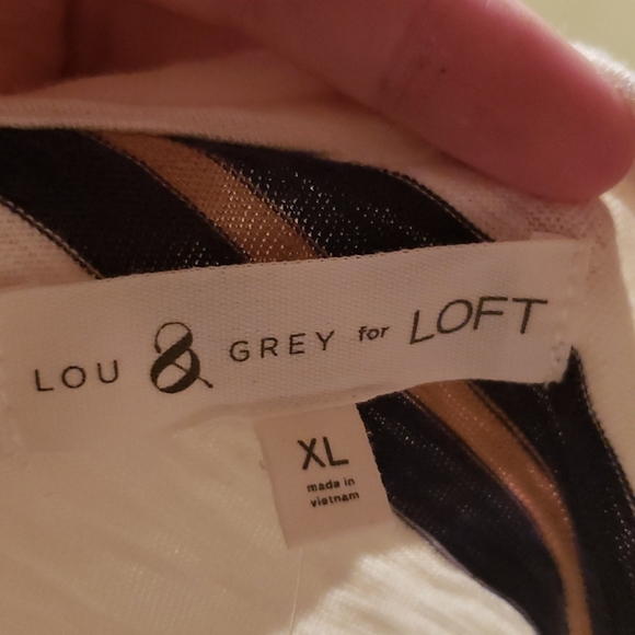 Lou and grey by loft t shirt XL - Picture 4 of 6